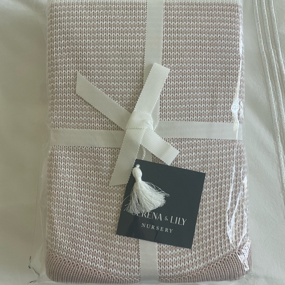 Serena & Lily Pink Sand Knit Blanket